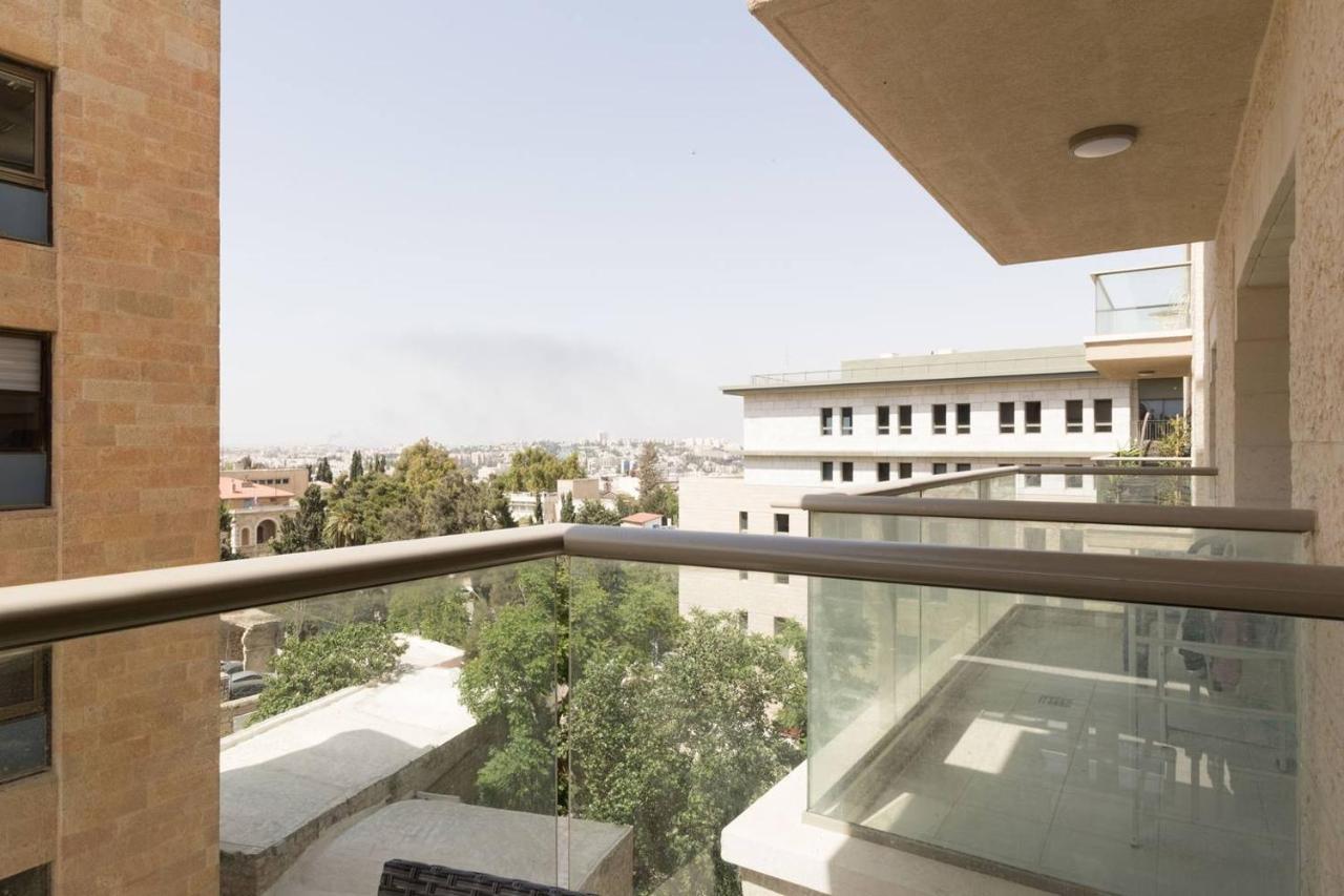 Stylish 2Br/Parking, View Over The Temple Mount Jerusalem Eksteriør billede